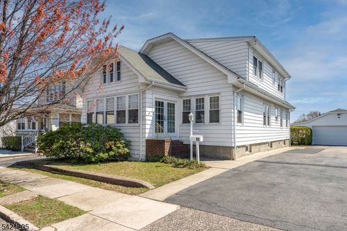 80 Washington Pl, Totowa, NJ, 07512-2539 | Card Image