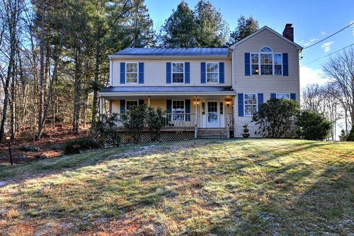 238 Turkey Roost Rd, Monroe, CT, 06468-3132 | Card Image
