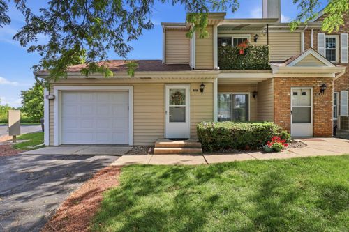 7040 Mariner Dr, Mount Pleasant, WI, 53406-3863 | Card Image