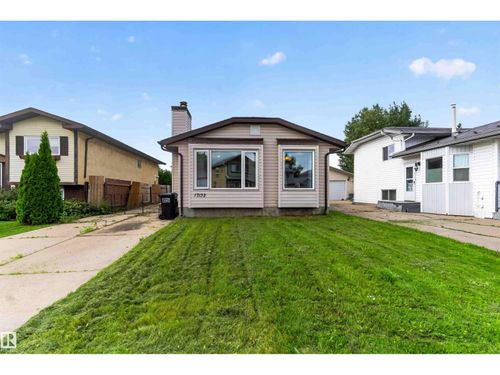 17132 96 St Nw, Edmonton, AB, T5Z1Z6 | Card Image