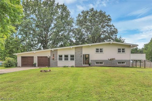 2185 Sunnyhill Dr Ne, Lancaster, OH, 43130-1170 | Card Image