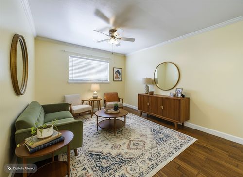 apt-206-803 W 28th St, Austin, TX, 78705-3922 | Card Image