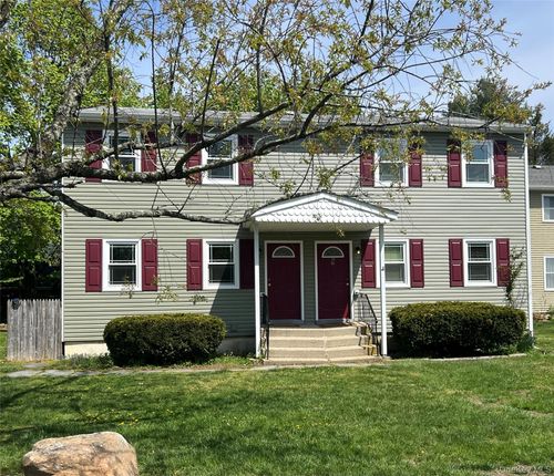 11-11 Park Manor Ct, Glen Cove, NY, 11542-4298 | Card Image