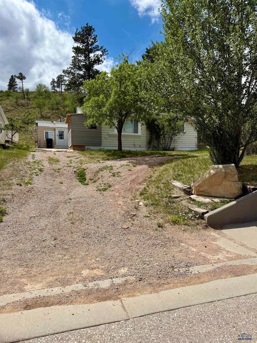 1117 Silver St, Rapid City, SD, 57701 | Card Image
