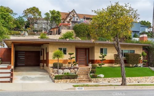 4510 S Mullen Ave, View Park, CA, 90043-1145 | Card Image