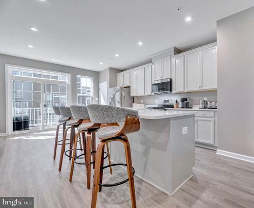 7204 Clagett Dr, LANDOVER, MD, 20785-1972 | Card Image