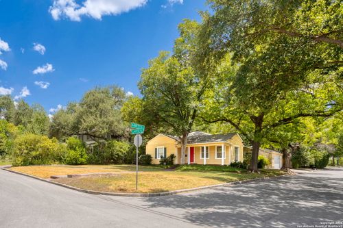 238 Alta Ave, Alamo Heights, TX, 78209-4511 | Card Image