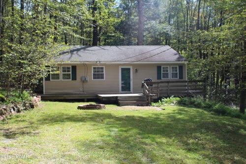 153 Stone Chair Trl, Greentown, PA, 18426-4845 | Card Image