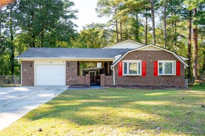 122 S Ingleside Drive, House other with 3 bedrooms, 2 bathrooms and null parking in Fayetteville NC | Image 1