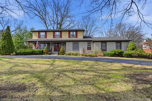 12811 Glenview Dr, Plymouth, MI, 48170-3024 | Card Image