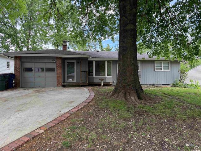 Widened driveway for more parking. 4 bedrooms, 3 bath, renovated 2020-21. Lots of nice features. | Image 12
