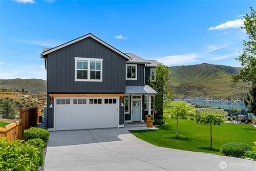 122 Lookout Way, Chelan, WA, 98816-9531 | Card Image