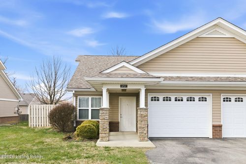 3707 Tuscany Valley Dr, Louisville, KY, 40219-6007 | Card Image