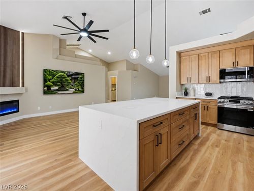 109 Westin Ln, Henderson, NV, 89002-5133 | Card Image