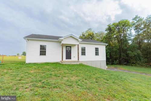268 Granny Smith Ln, KEARNEYSVILLE, WV, 25430-1104 | Card Image