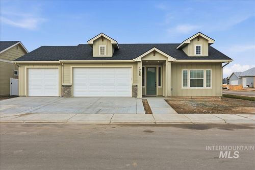 1756 Kayak Rd, Emmett, ID, 83617-3055 | Card Image