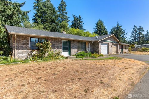 15103 1510 15th Ave E, Tacoma, WA, 98445-6063 | Card Image