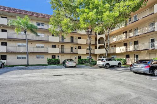 apt-110-6061 N Falls Circle Dr, Lauderhill, FL, 33319-6832 | Card Image