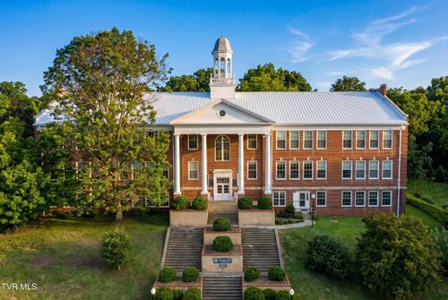 apt-4-312 Main Street, Jonesborough, TN, 37659 | Card Image
