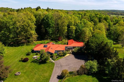 52 Pells Road, Rhinebeck, NY, 12572 | Card Image