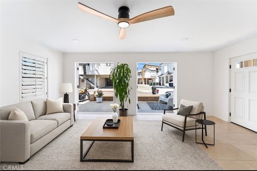 1-126 47th St, Newport Beach, CA, 92663-2506 | Card Image