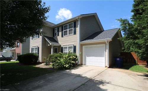 136 Silver Creek Trl, Kernersville, NC, 27284-6525 | Card Image