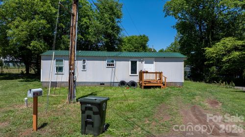 120 E 13th Street, Newton, NC, 28658 | Card Image