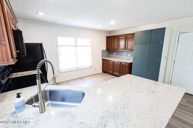 89 Woodchuck Pkwy, Home with 2 bedrooms, 2 bathrooms and null parking in Whiting NJ | Image 5