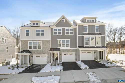 3046 Farrow Cir, CHARLOTTESVILLE, VA, 22901-3283 | Card Image