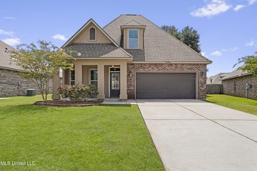 13284 Hilliard St, D'Iberville, MS, 39540-5506 | Card Image