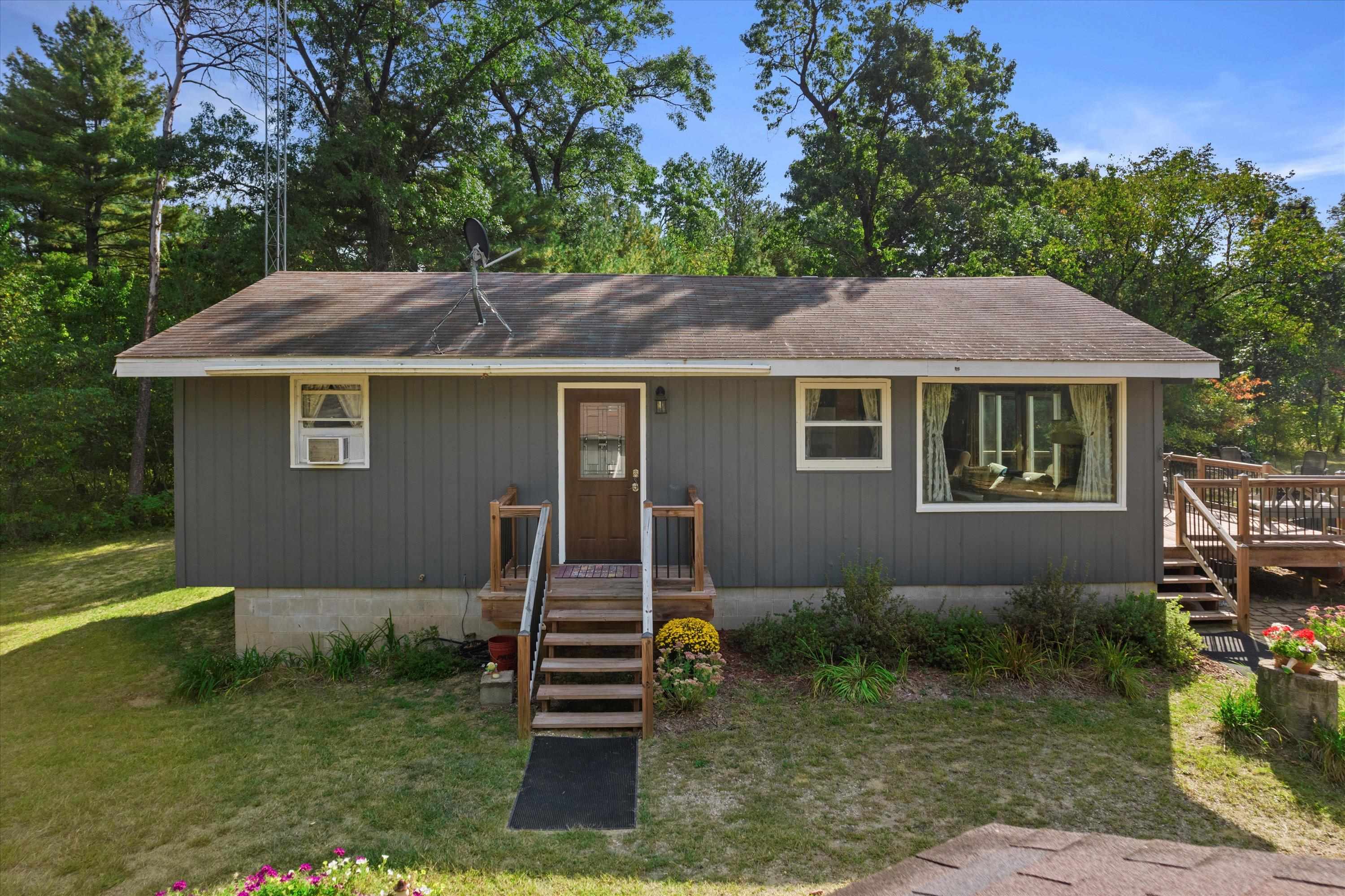 Gillette Ln, Wisconsin Dells, WI 53965