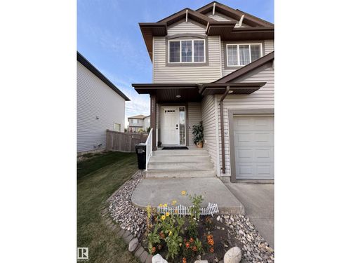 11427 13 Ave Sw, Edmonton, AB, T6W0G7 | Card Image