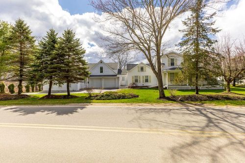 27 Fowler Road, Cape Elizabeth, ME, 04107 | Card Image