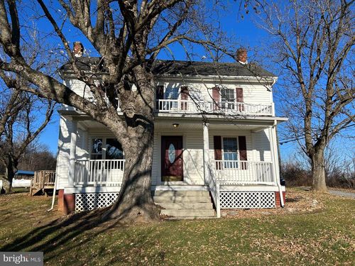 2266 Henshaw Rd, INWOOD, WV, 25428-3662 | Card Image