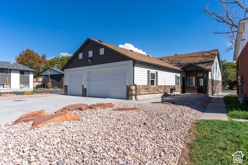 2515 S Parkcrest Dr, West Valley City, UT, 84119-2208 | Card Image