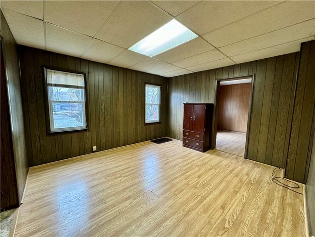 1043 Irwin St, House other with 3 bedrooms, 2 bathrooms and null parking in Aliquippa PA | Image 6
