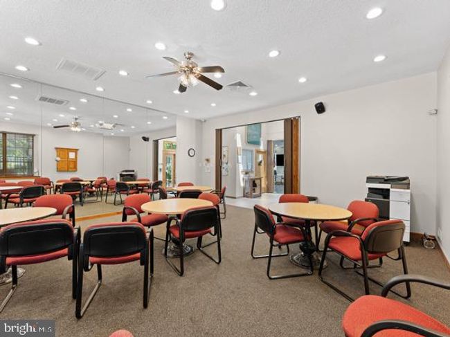 902 Scotswood Ct, Condo with 2 bedrooms, 2 bathrooms and null parking in MOUNT LAUREL NJ | Image 27