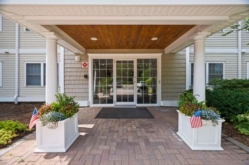243-2 Sterling Hill Ln, Exeter, NH, 03833-4868 | Card Image
