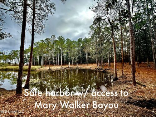 1208 De La Pointe Dr, Gautier, MS, 39553-5506 | Card Image