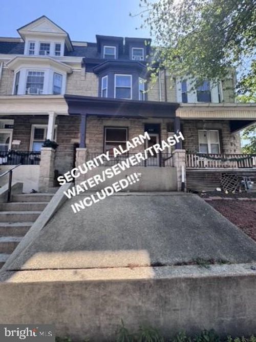 403 N 12th St, READING, PA, 19604-2820 | Card Image
