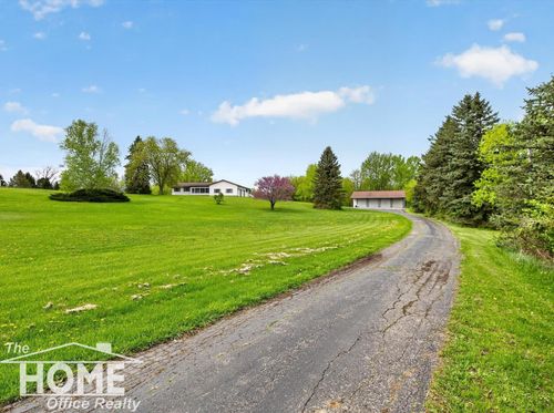 6444 Grand River Road, Burns Township, MI, 48414 | Card Image