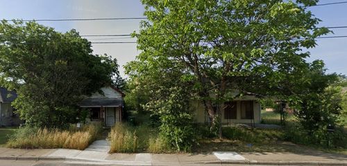 400 & 402 Wyatt Street, Waxahachie, TX, 75165 | Card Image