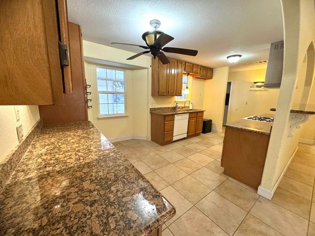 2335 Beverly St, House other with 4 bedrooms, 2 bathrooms and null parking in Bridge City TX | Image 8