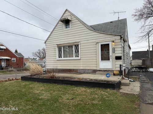 4248 Caroline Ave, Toledo, OH, 43612-1926 | Card Image