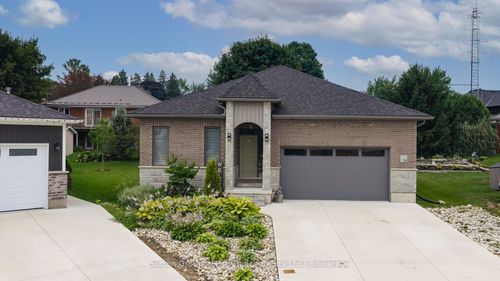 34 Yost Crt, Milverton, ON, N0K1M0 | Card Image