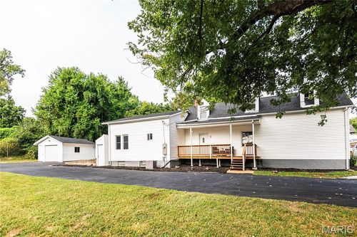 110 Teddy Ave, Saint Louis, MO, 63125-2837 | Card Image