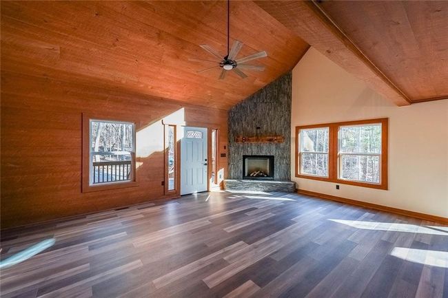 40 Cadet Ct, House other with 4 bedrooms, 4 bathrooms and 4 parking in Ellijay GA | Image 7