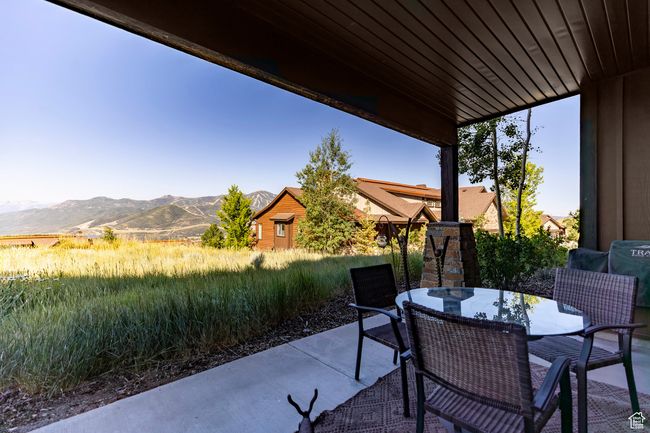 1658 E Viewside Cir, Townhouse with 3 bedrooms, 3 bathrooms and 2 parking in Hideout UT | Image 37