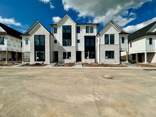 2072 Conductor Ln, Thompsons Station, TN, 37179-2940 | Card Image