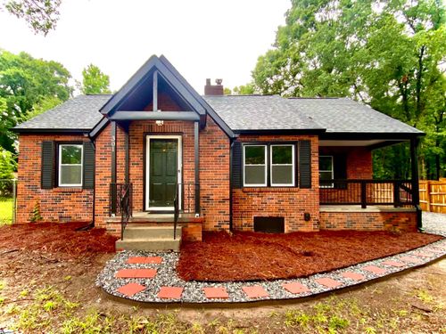 301 Churchill Cir, Greenville, SC, 29605-1610 | Card Image